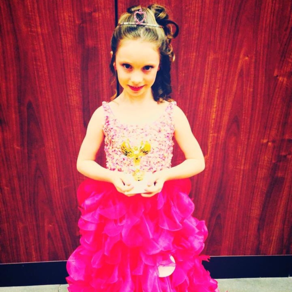 PINK SHERRI HILL PAGEANT DRESS Kids SIZE 6 EUC